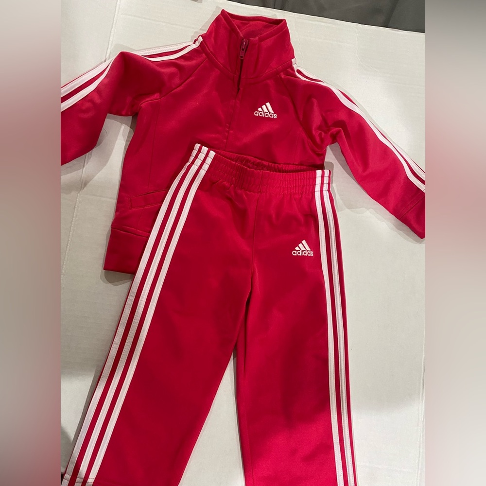 Adidas toddler girl dark pink track suit size 18 m - Picture 1 of 13